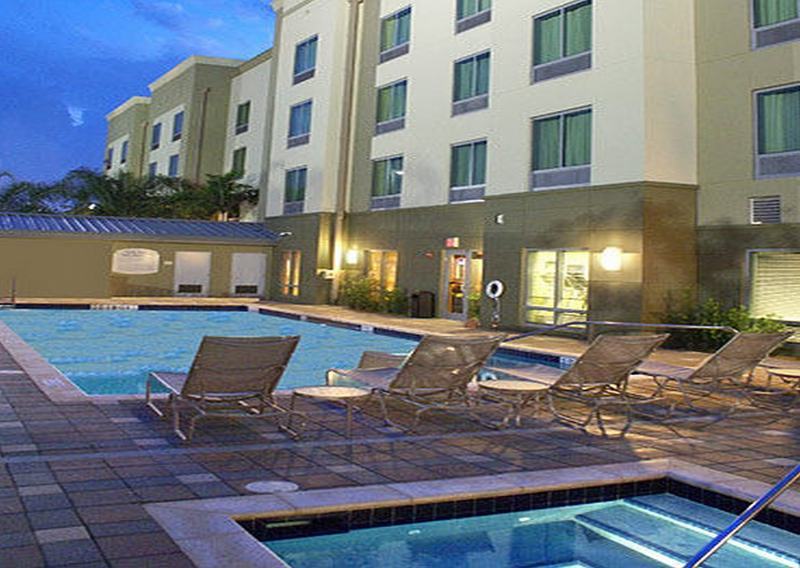 Fairfield Inn & Suites By Marriott Fort Lauderdale Pembroke Pines Esterno foto